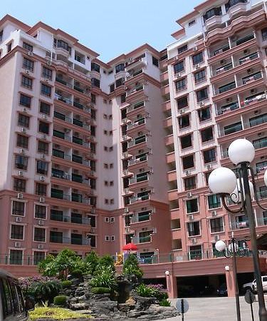 Dorcas Service Apartment - Marina Court Κότα Κιναμπαλού Εξωτερικό φωτογραφία