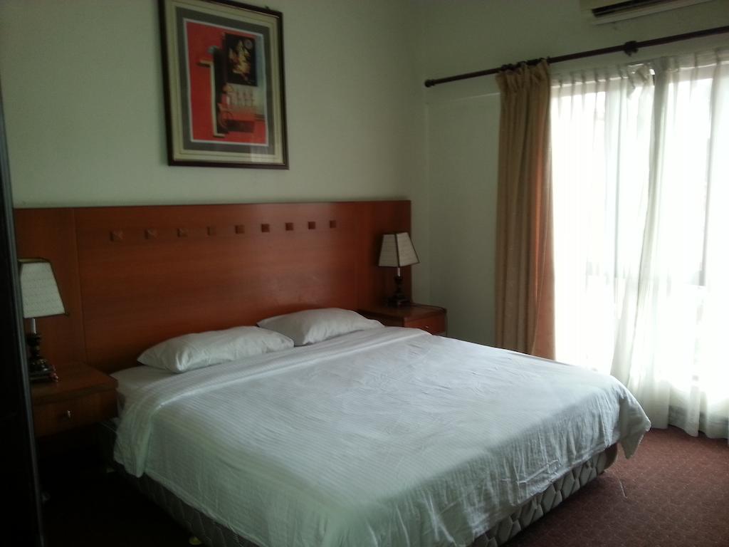 Dorcas Service Apartment - Marina Court Κότα Κιναμπαλού Δωμάτιο φωτογραφία