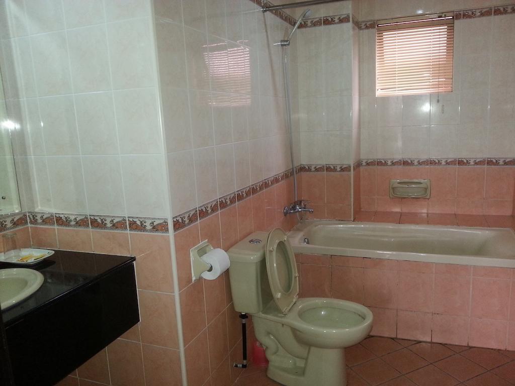 Dorcas Service Apartment - Marina Court Κότα Κιναμπαλού Δωμάτιο φωτογραφία