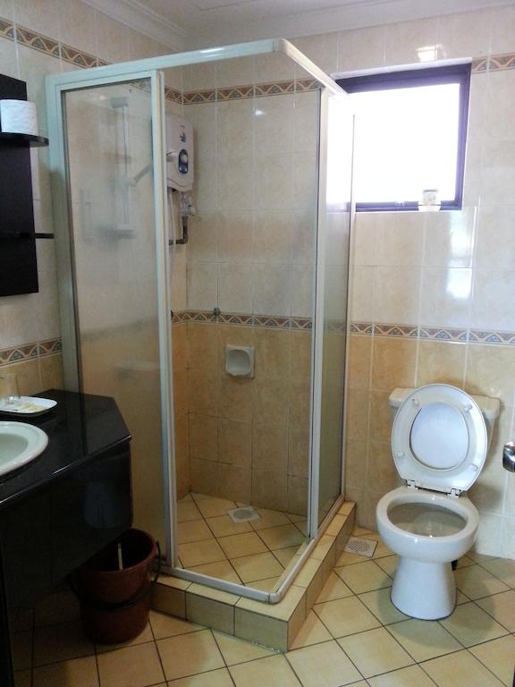 Dorcas Service Apartment - Marina Court Κότα Κιναμπαλού Εξωτερικό φωτογραφία