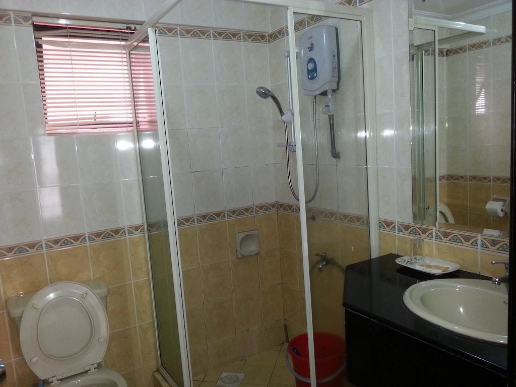 Dorcas Service Apartment - Marina Court Κότα Κιναμπαλού Εξωτερικό φωτογραφία